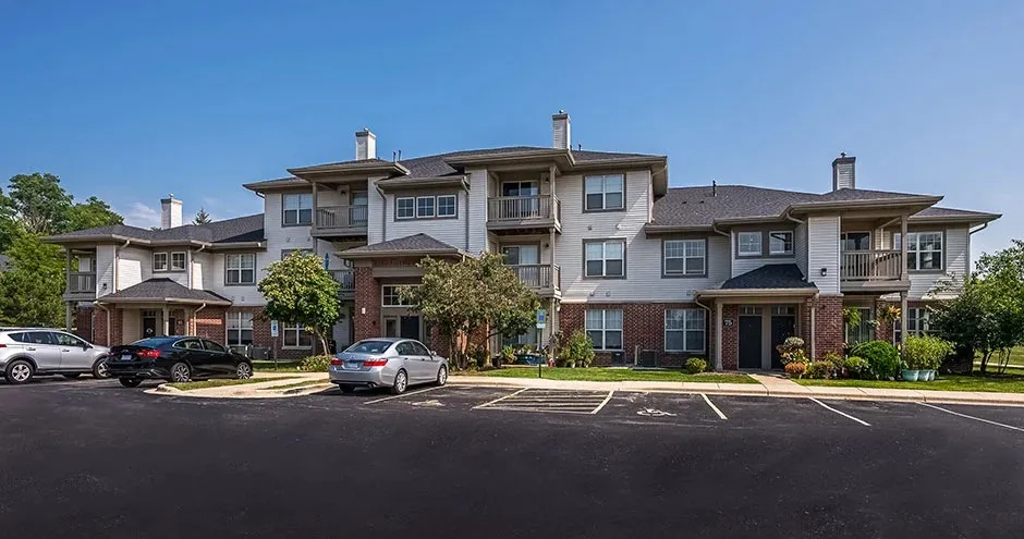 Woodlake Apartments building exterior